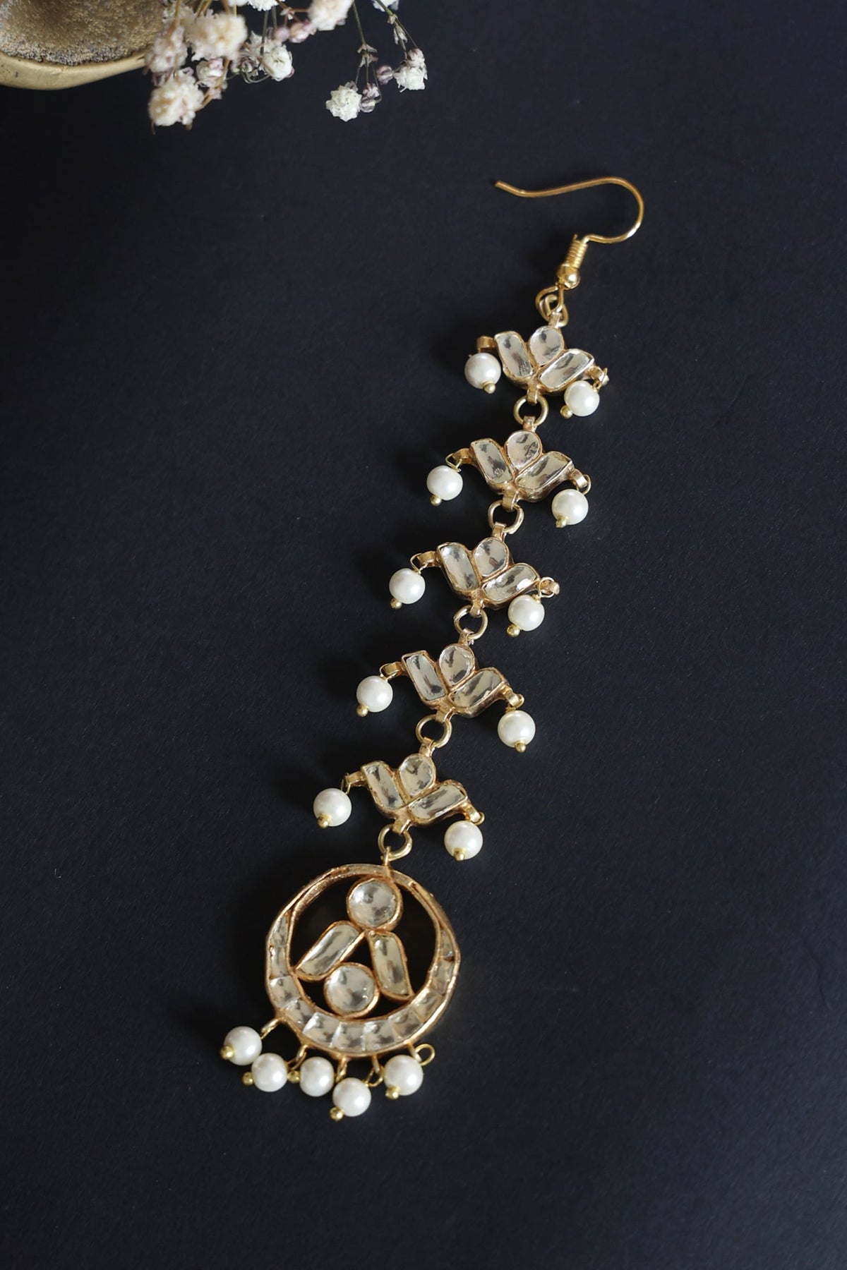 Kundan Pearl Maangtikka 
