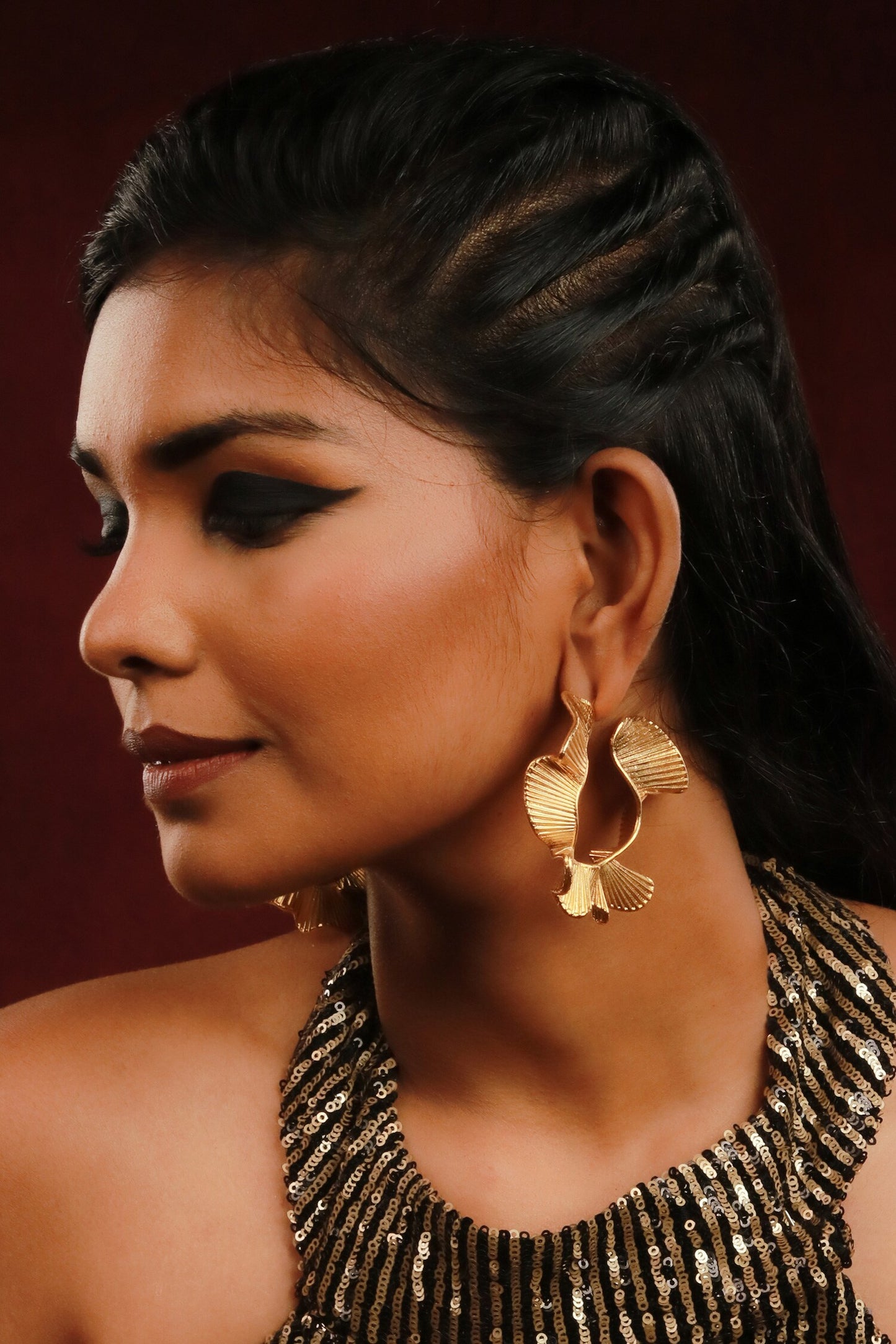 Wave Shaped Hoops 