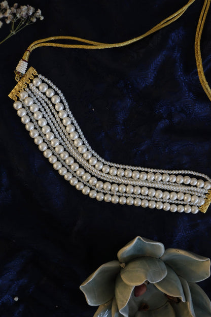 Delicate Pearl Choker Necklace 