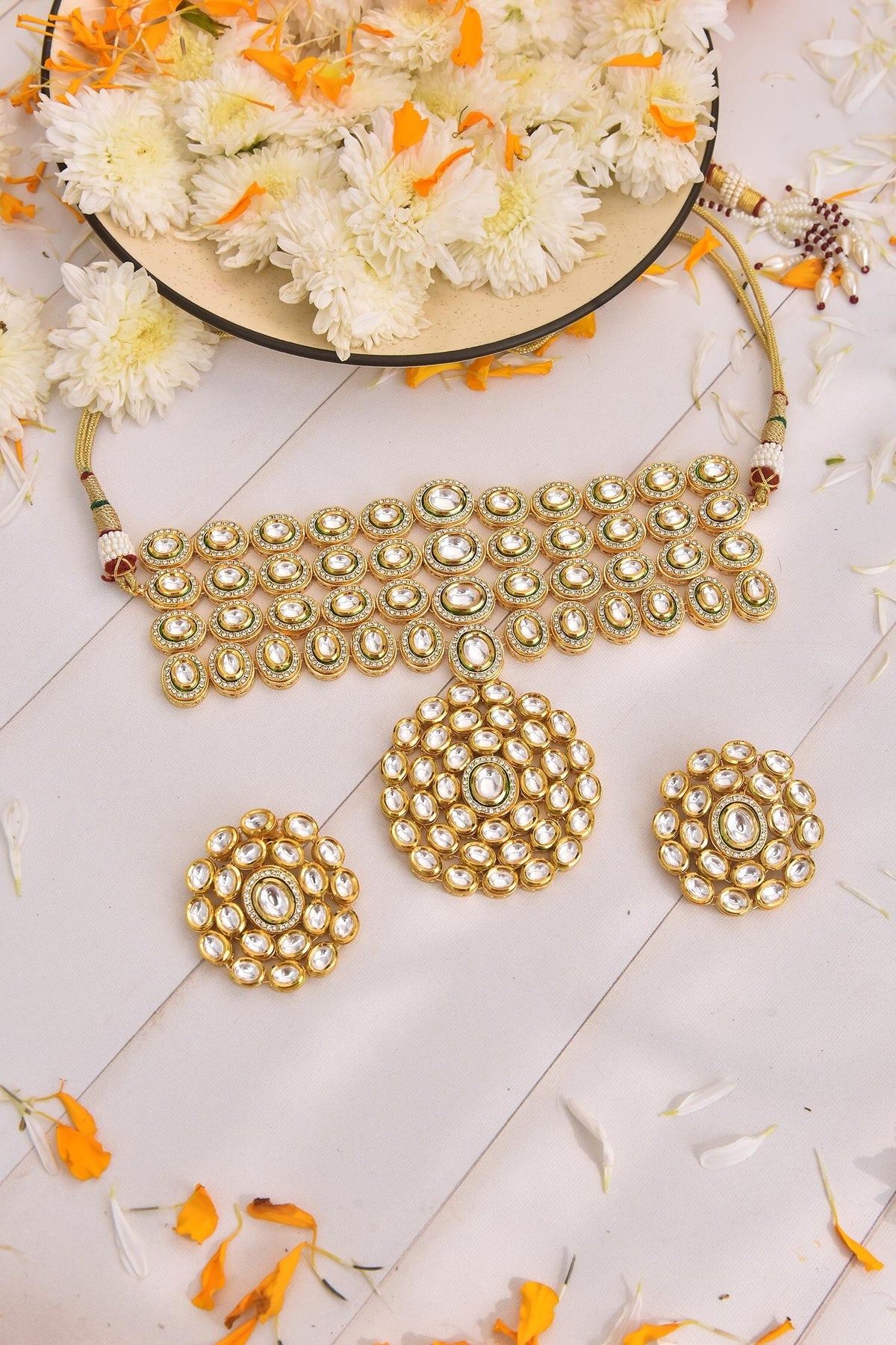 Kundan Embellished Choker Set 