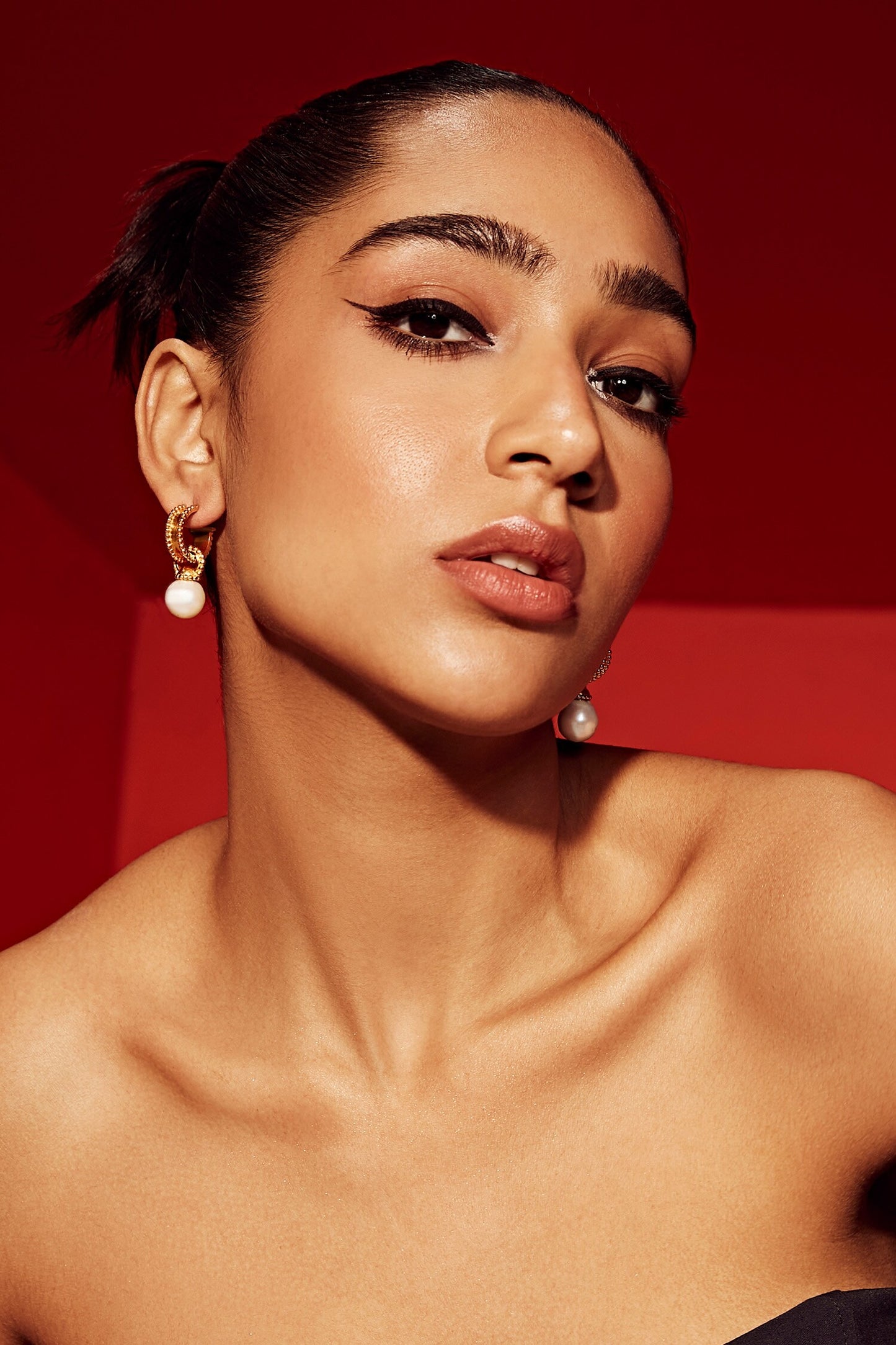 Oyster Baroque Hoops 