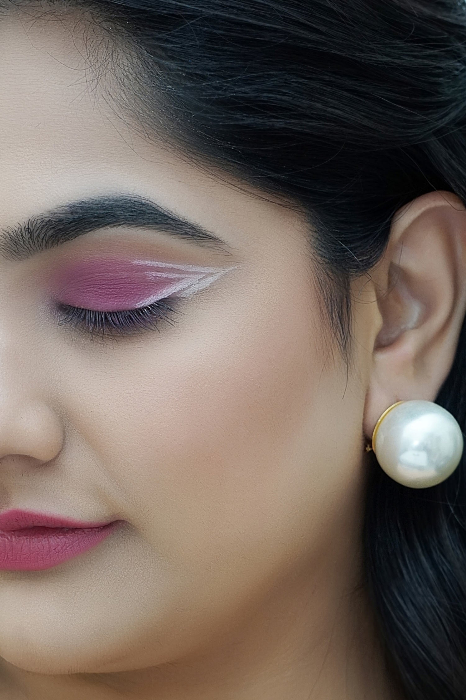 Pearl Stud Earrings 