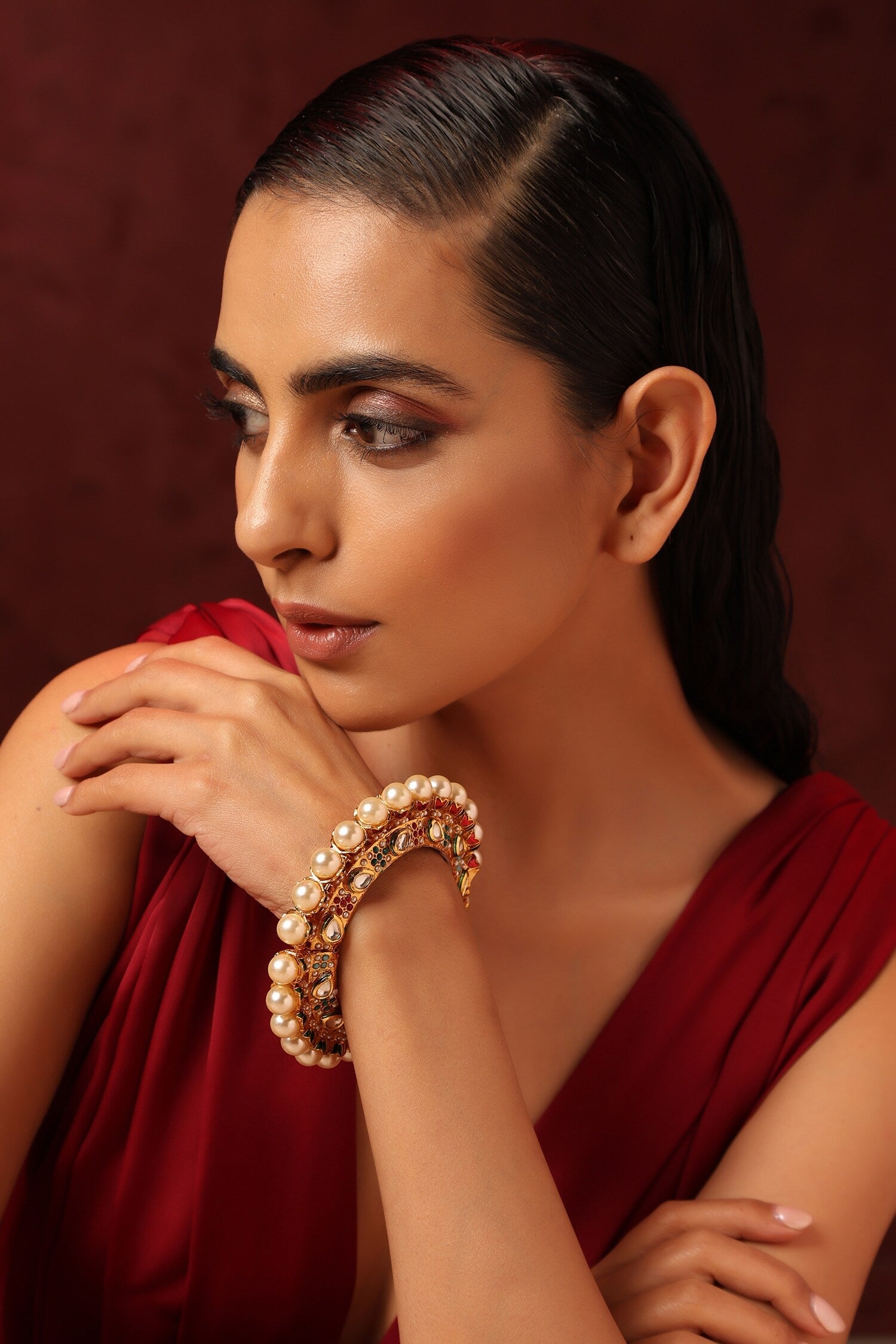 Pearl & Kundan Embellished Pacheli Kada 