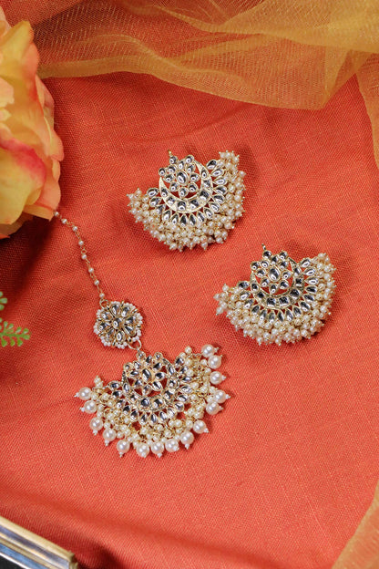 Kundan Studded Maangtikka Set 