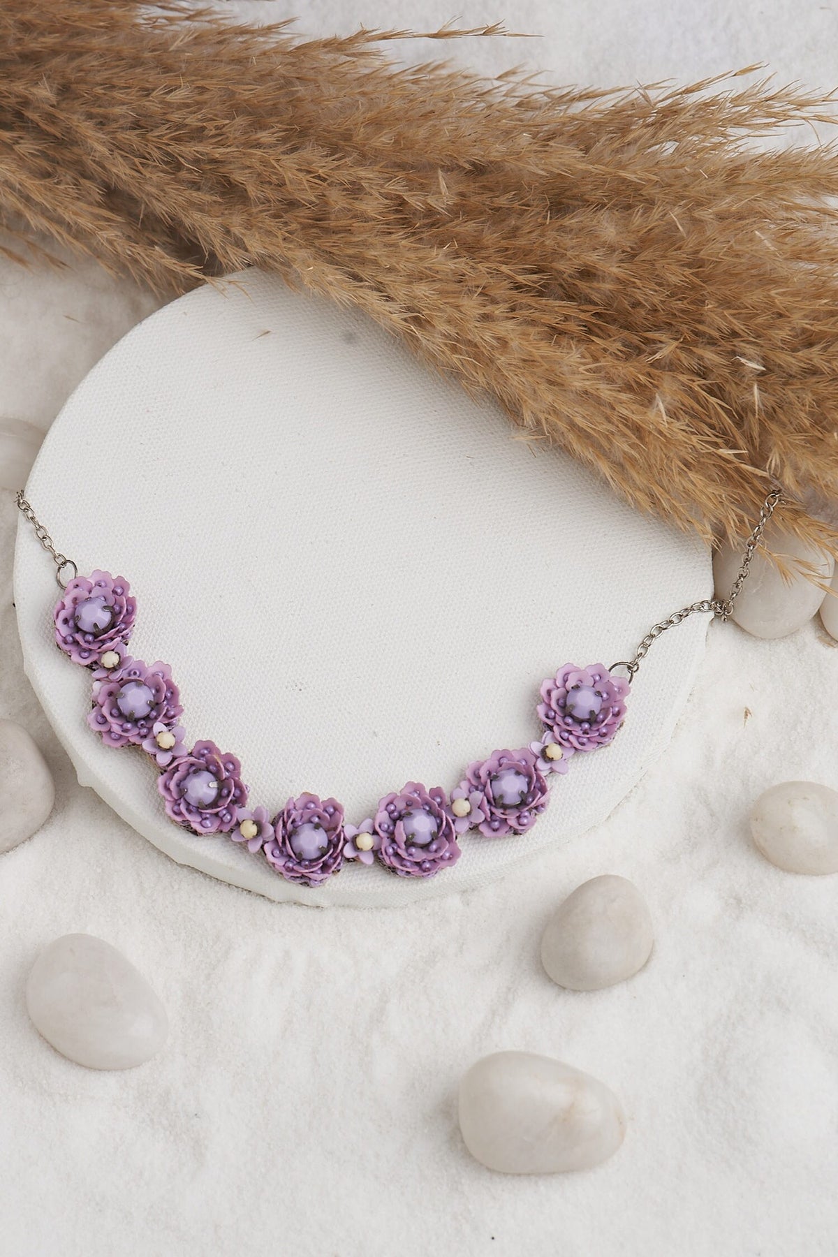 Flower Design Choker Set 