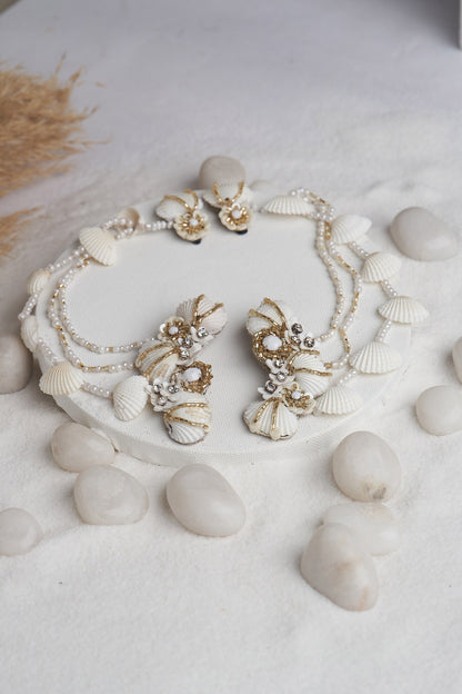 Shell Embellished Choker Set 