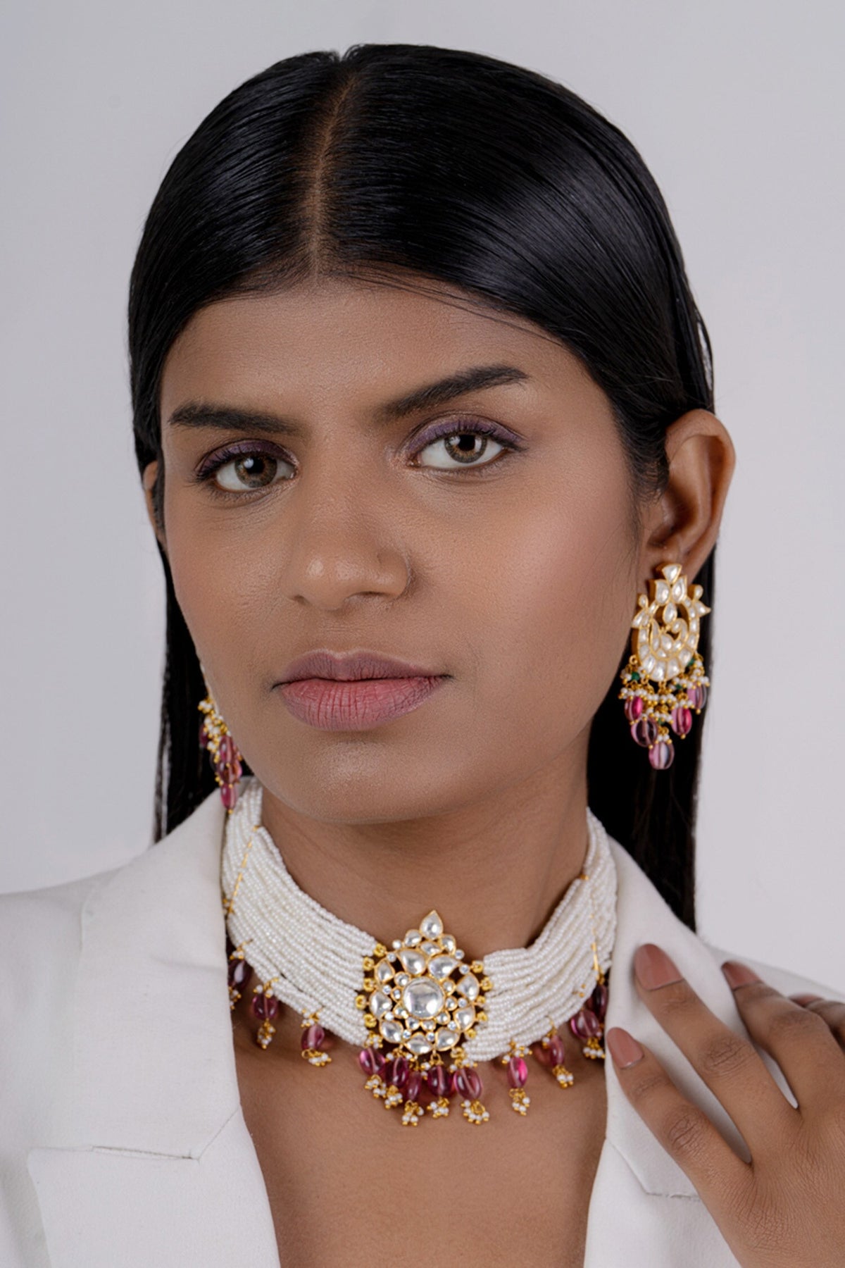 Bead Layered Pendant Choker Set 