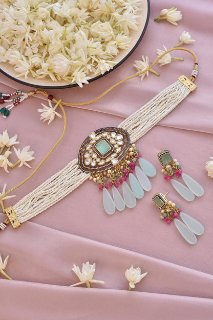 Kundan Embellished Choker Set 