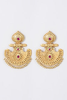 Gold Finish Dangler Earrings With Synthetic Stones