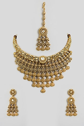 Gold Finish White Stone & Oval Drop Choker Necklace Set