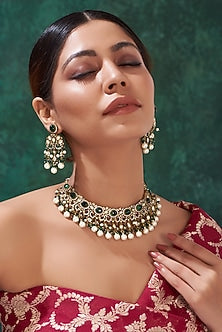 Gold Finish Kundan Polki Choker Necklace Set