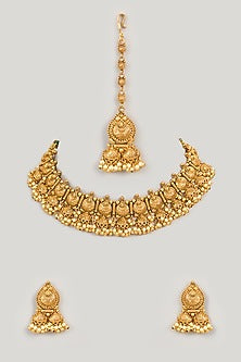 Gold Finish Floral & Paisley Motif Temple Necklace Set