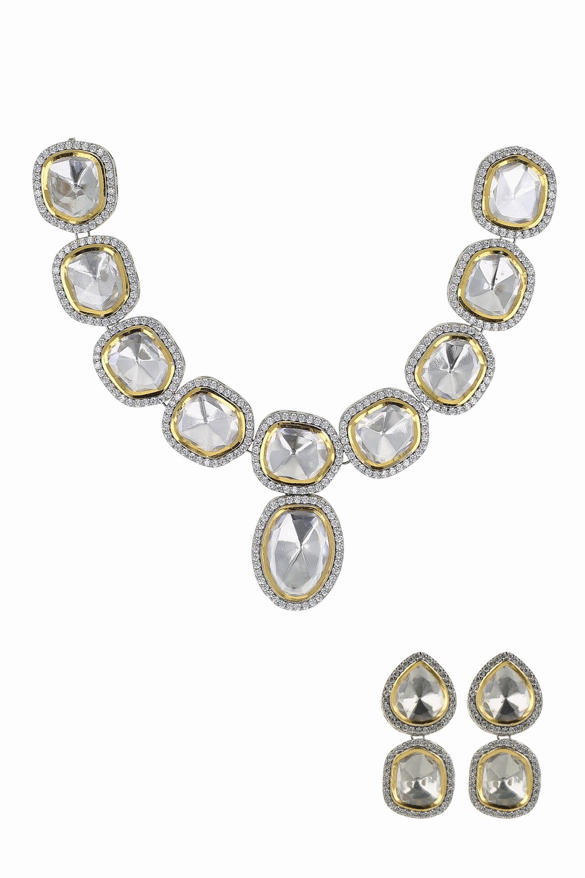 Kundan Embellished Necklace Set 
