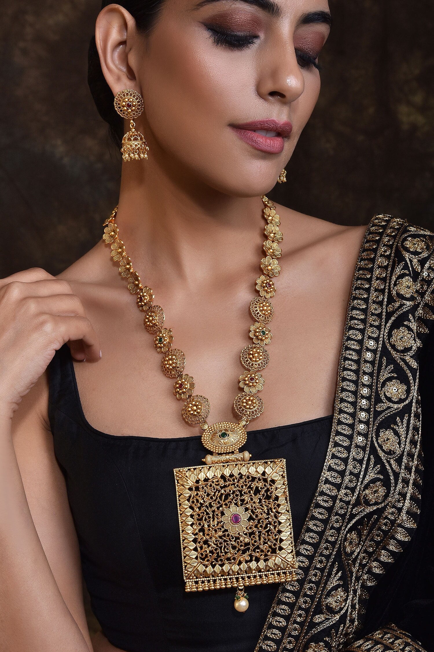 Temple Necklace Set 