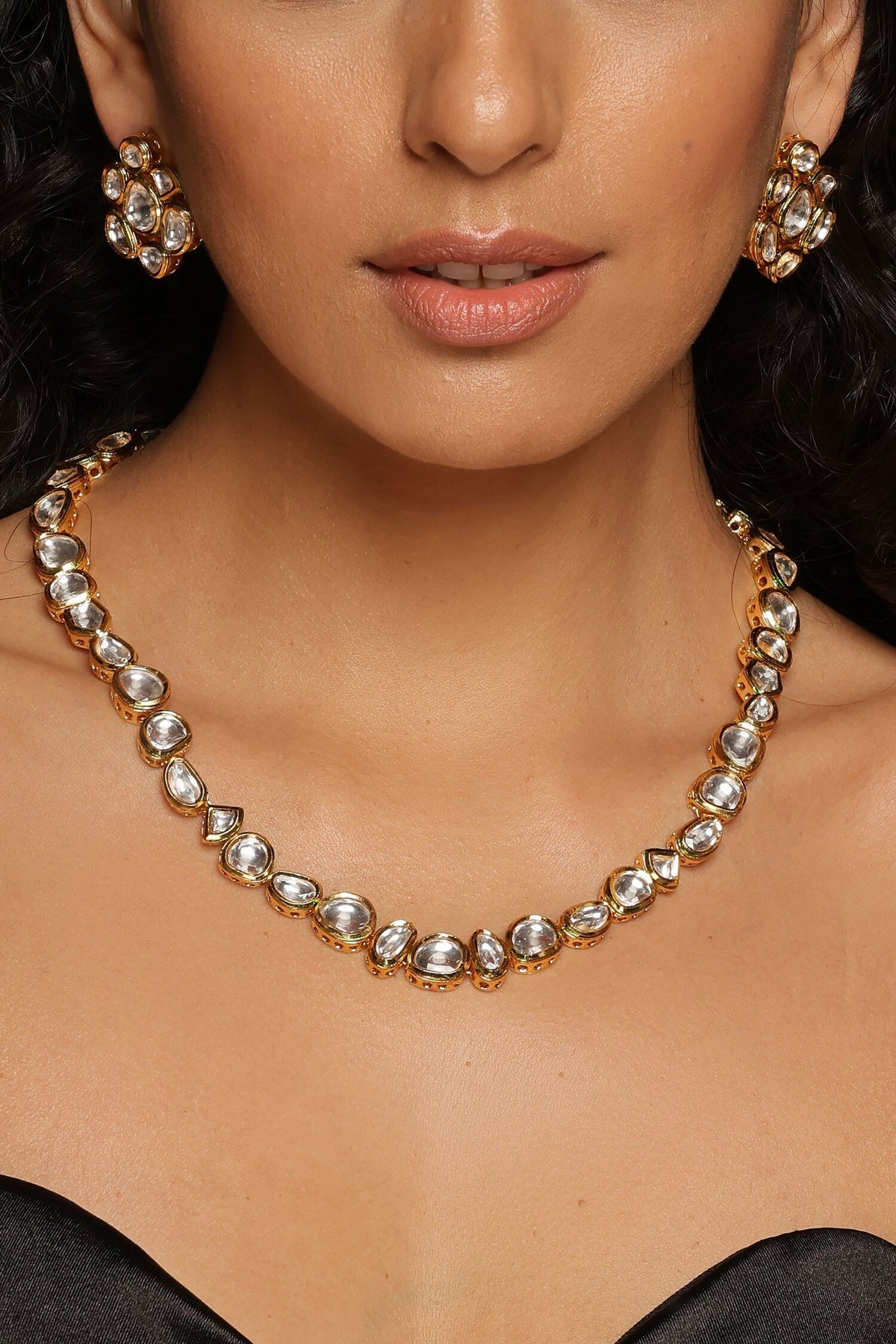 Geometric Kundan Embellished Necklace Set 