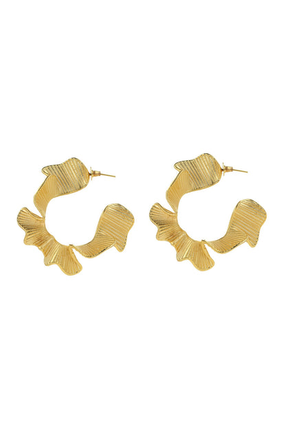 Wave Shaped Hoops 
