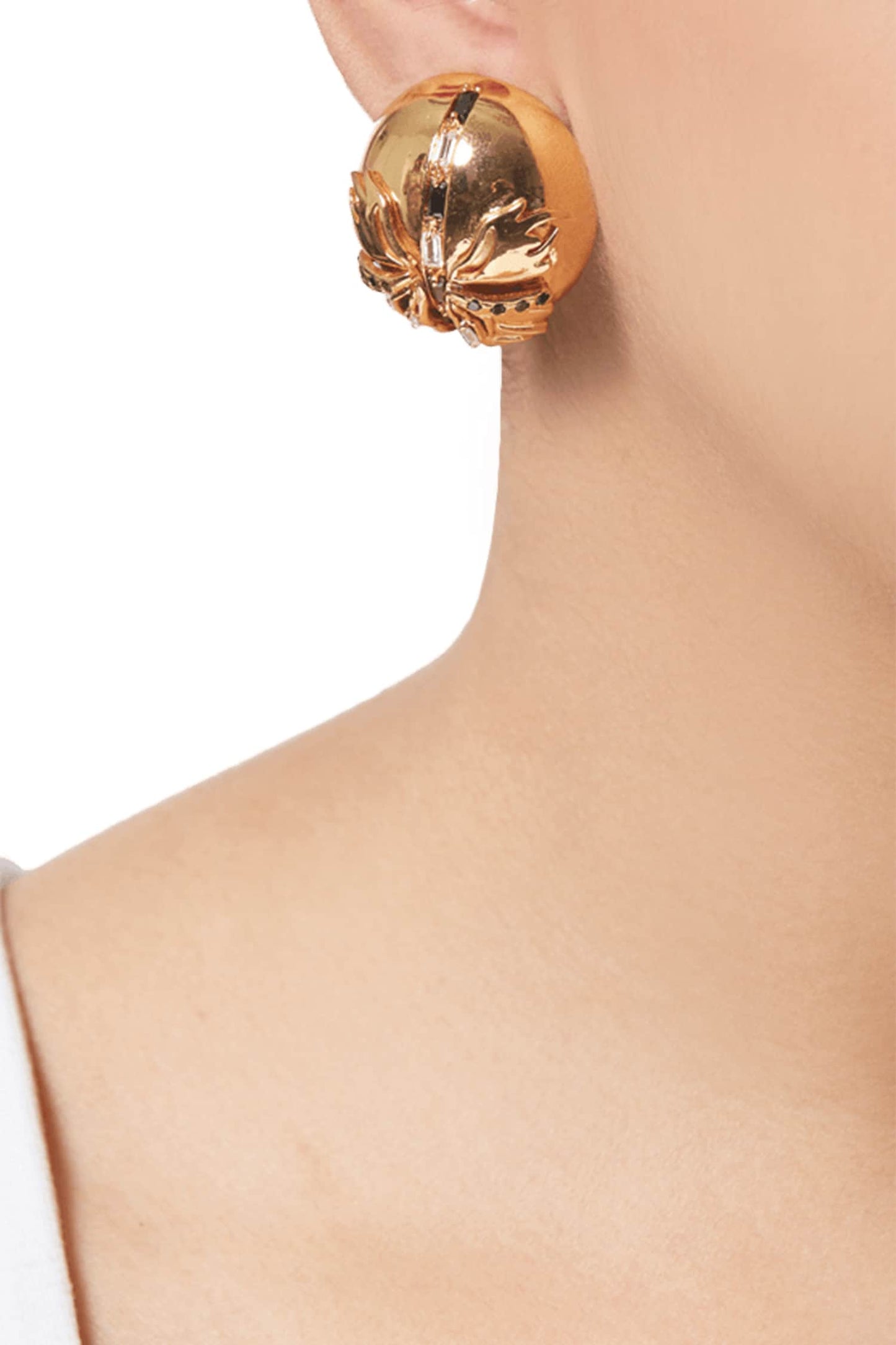 Instar Button Stud Earrings 