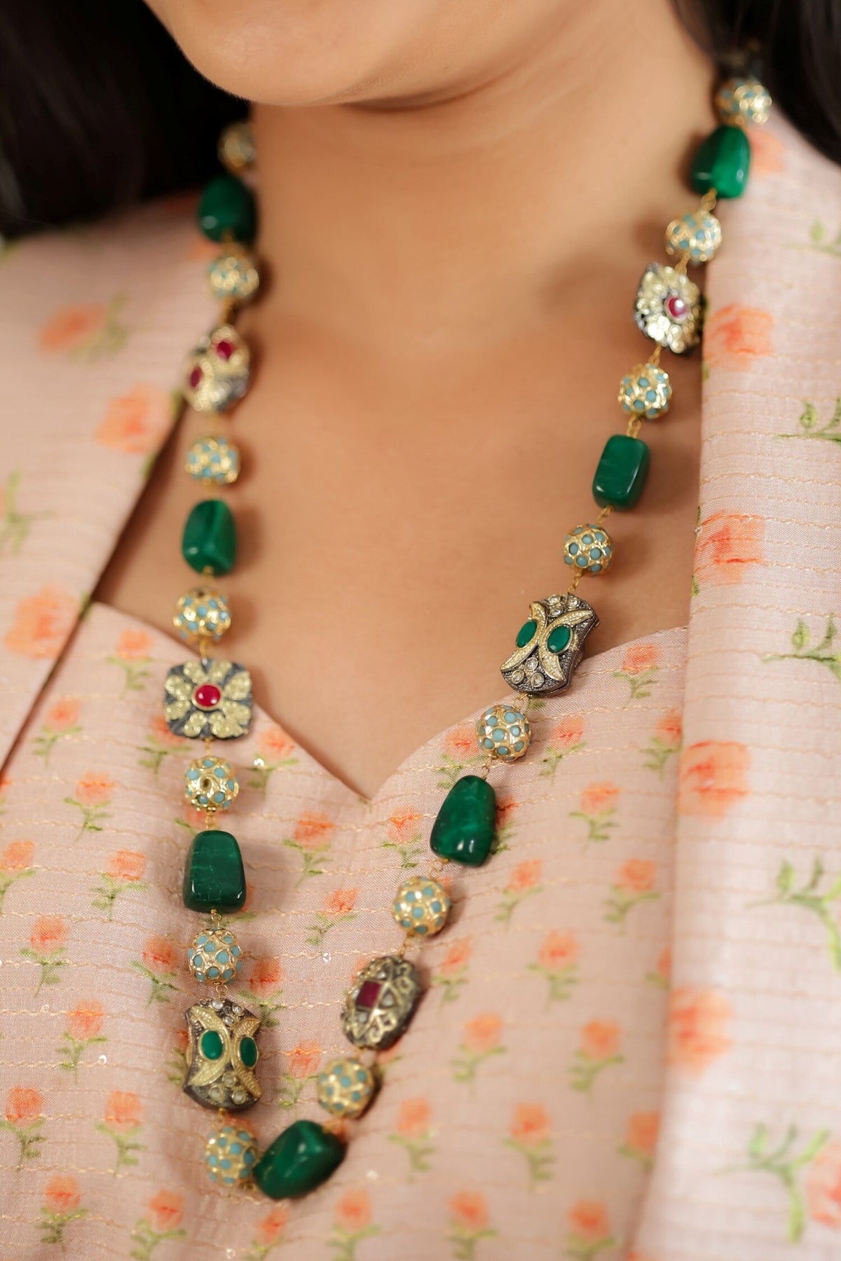 Stone Embellished Necklace 