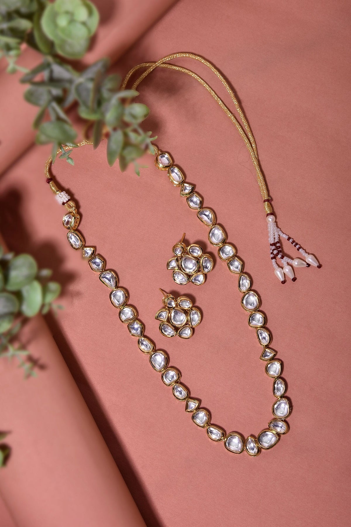 Geometric Kundan Embellished Necklace Set 