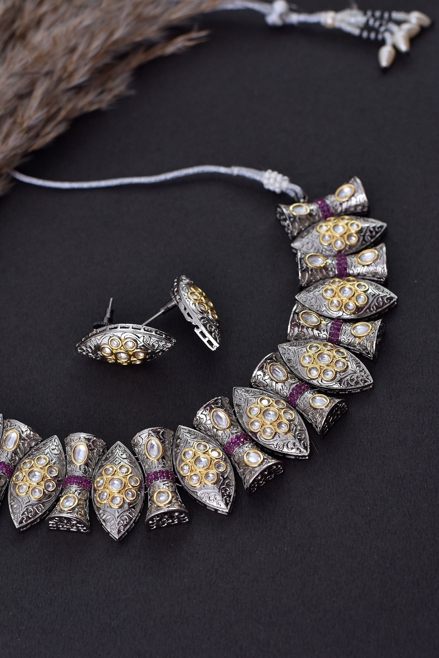 Leaf Shaped Polki Necklace Set 