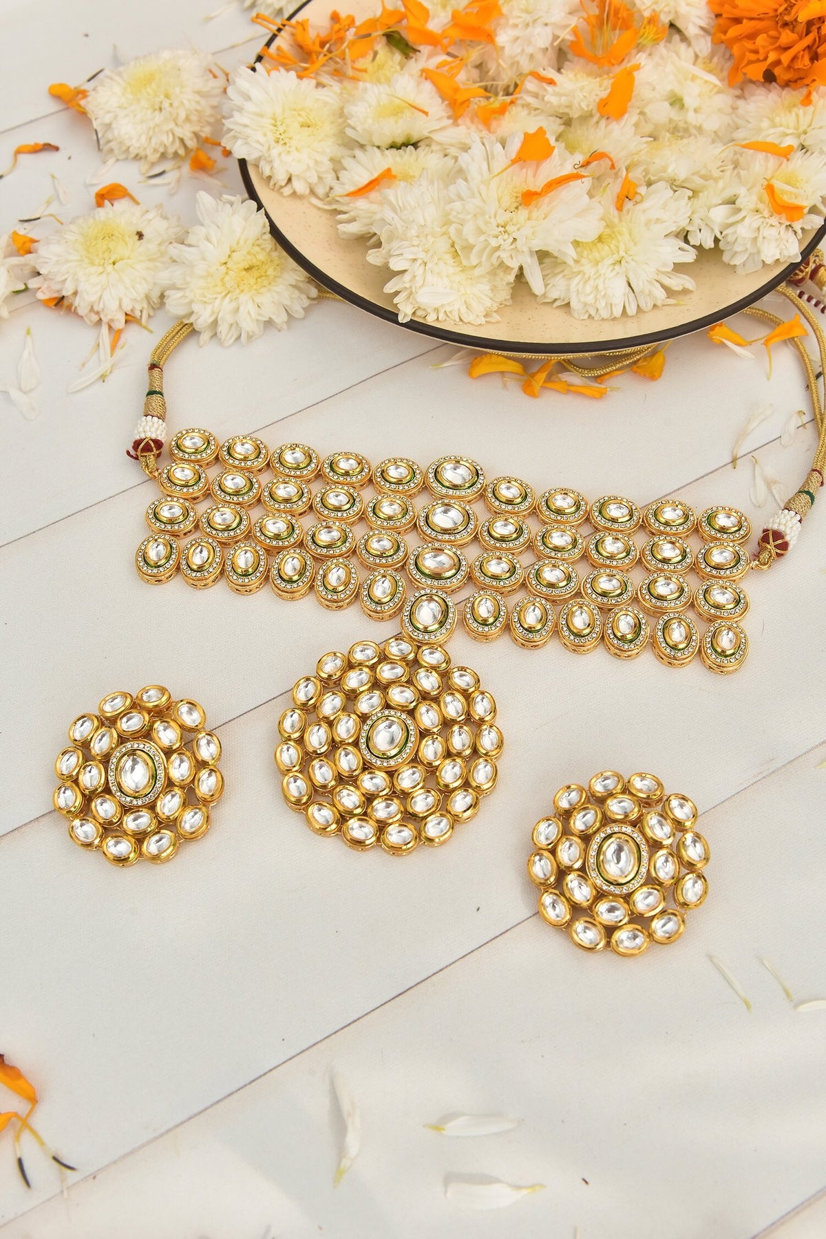 Kundan Embellished Choker Set 