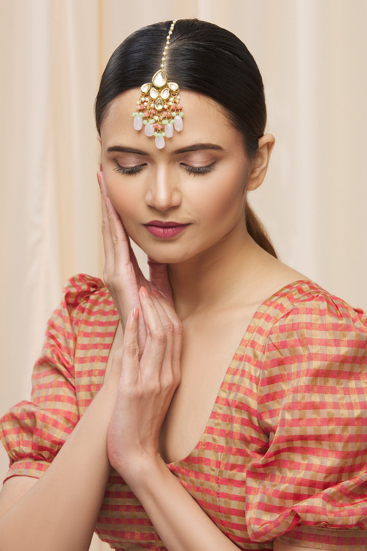 Kundan Teardrop Maangtikka 