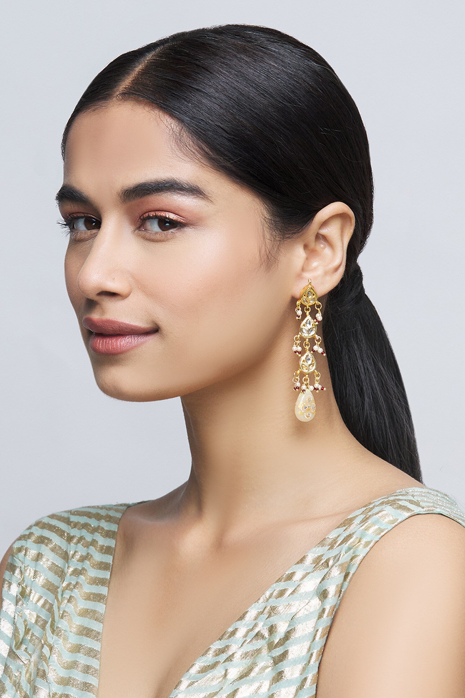 Kundan Tiered Danglers 