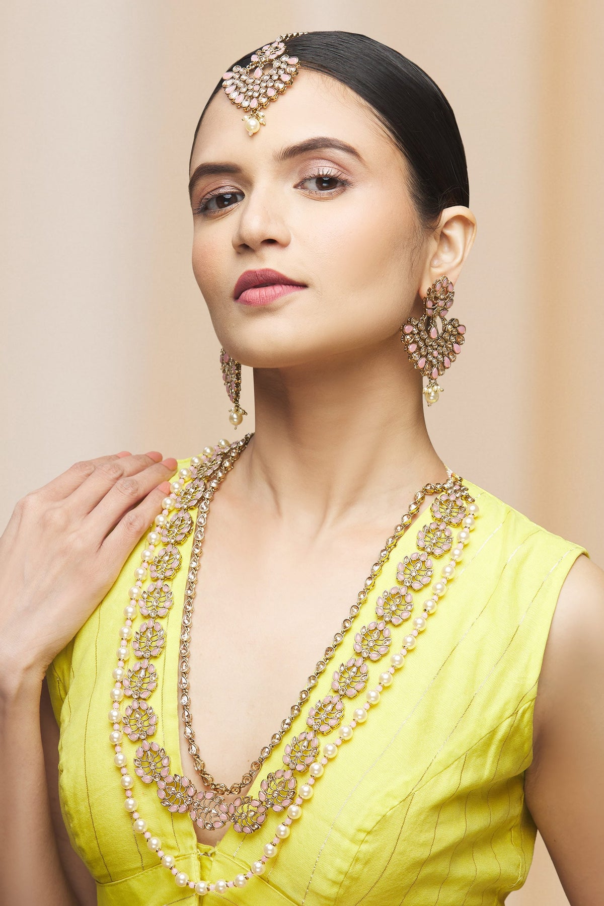 Studded Layered Necklace Set 