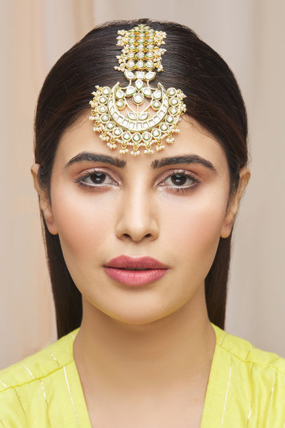 Kundan Maangtikka 