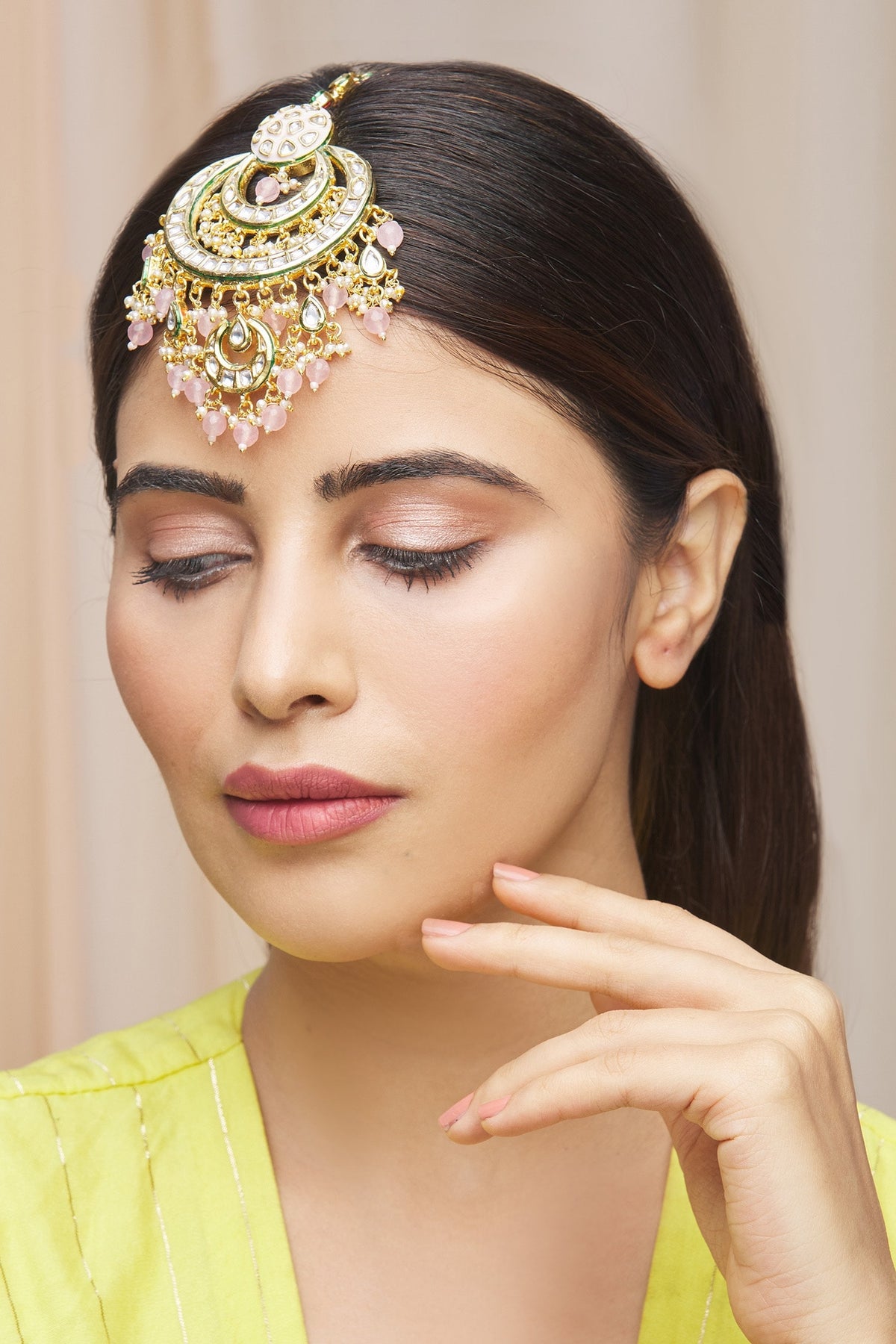 Kundan Meenakari Maangtikka 