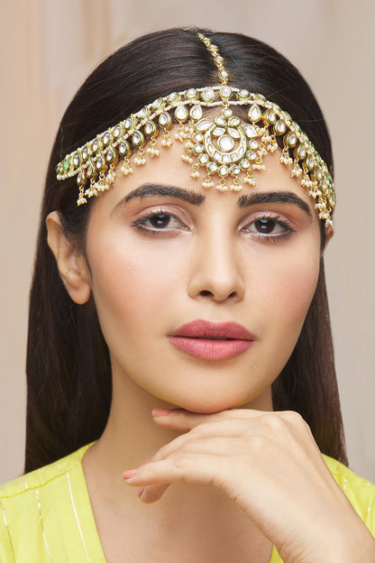 Kundan Crescent Moon Mathapatti 