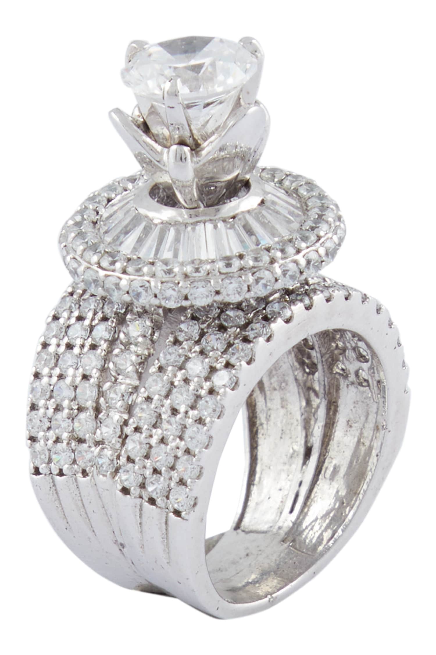 Circular Layered Ring 