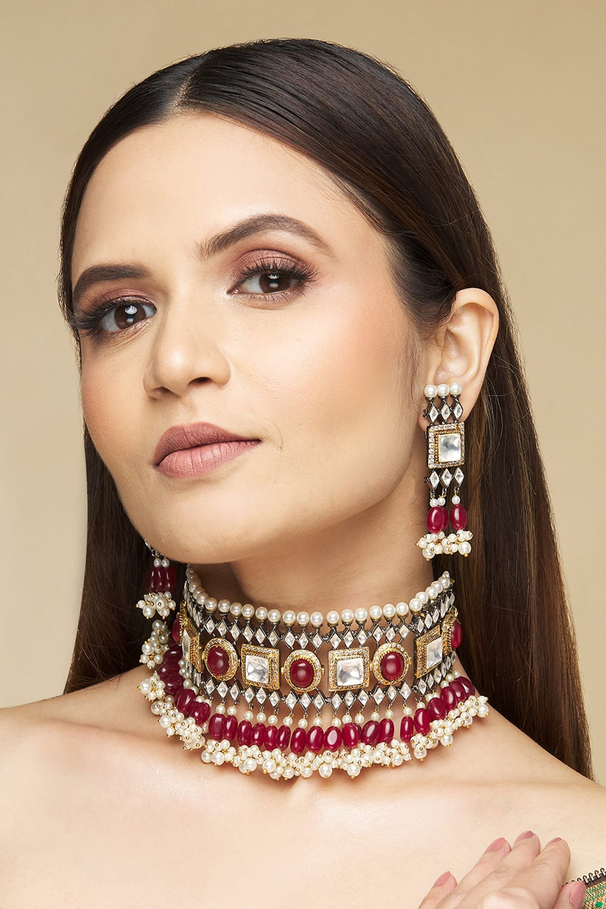 Geometric Motif Necklace Set 
