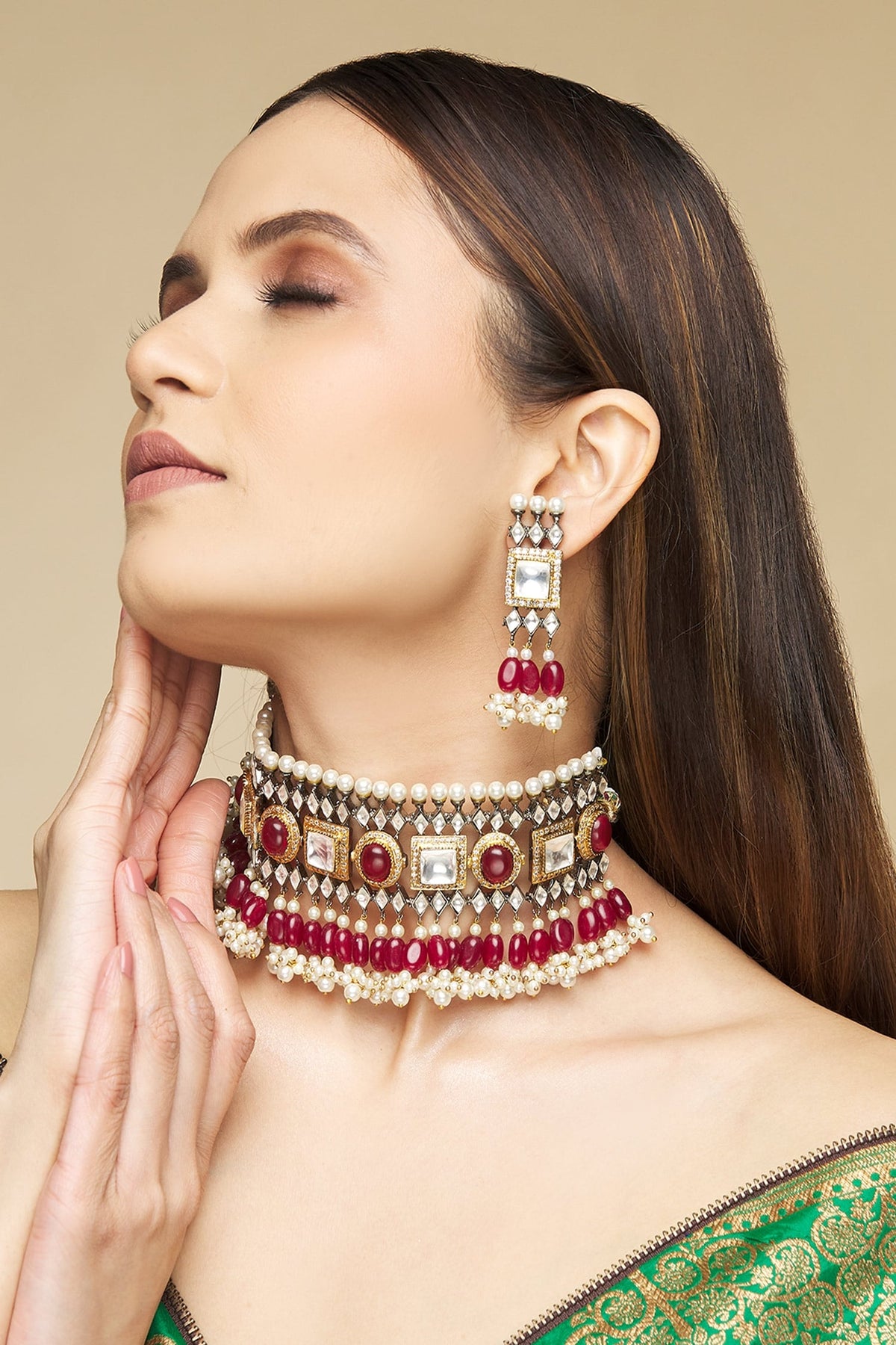 Geometric Motif Necklace Set 
