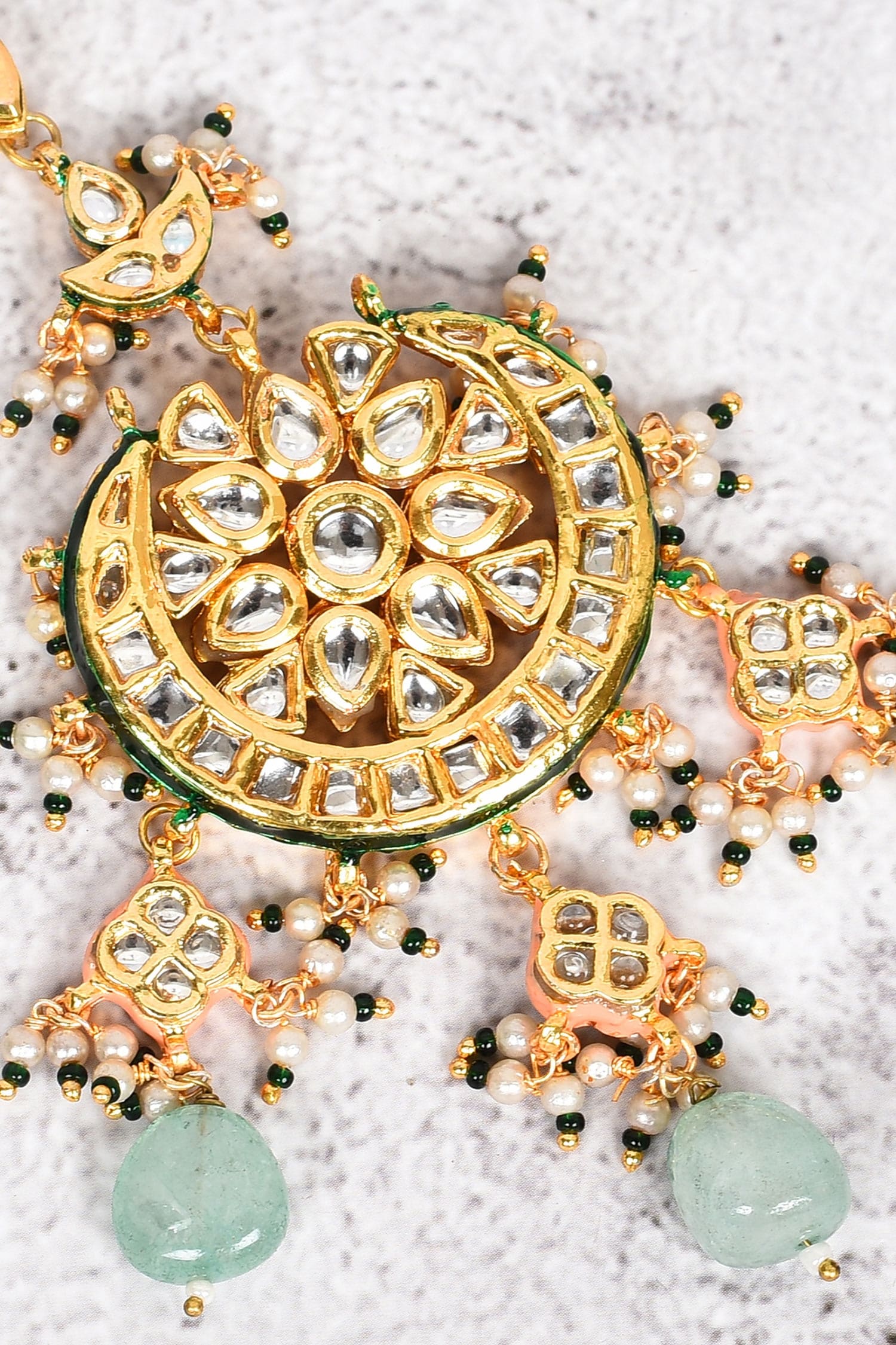 Floral Kundan Maangtikka 