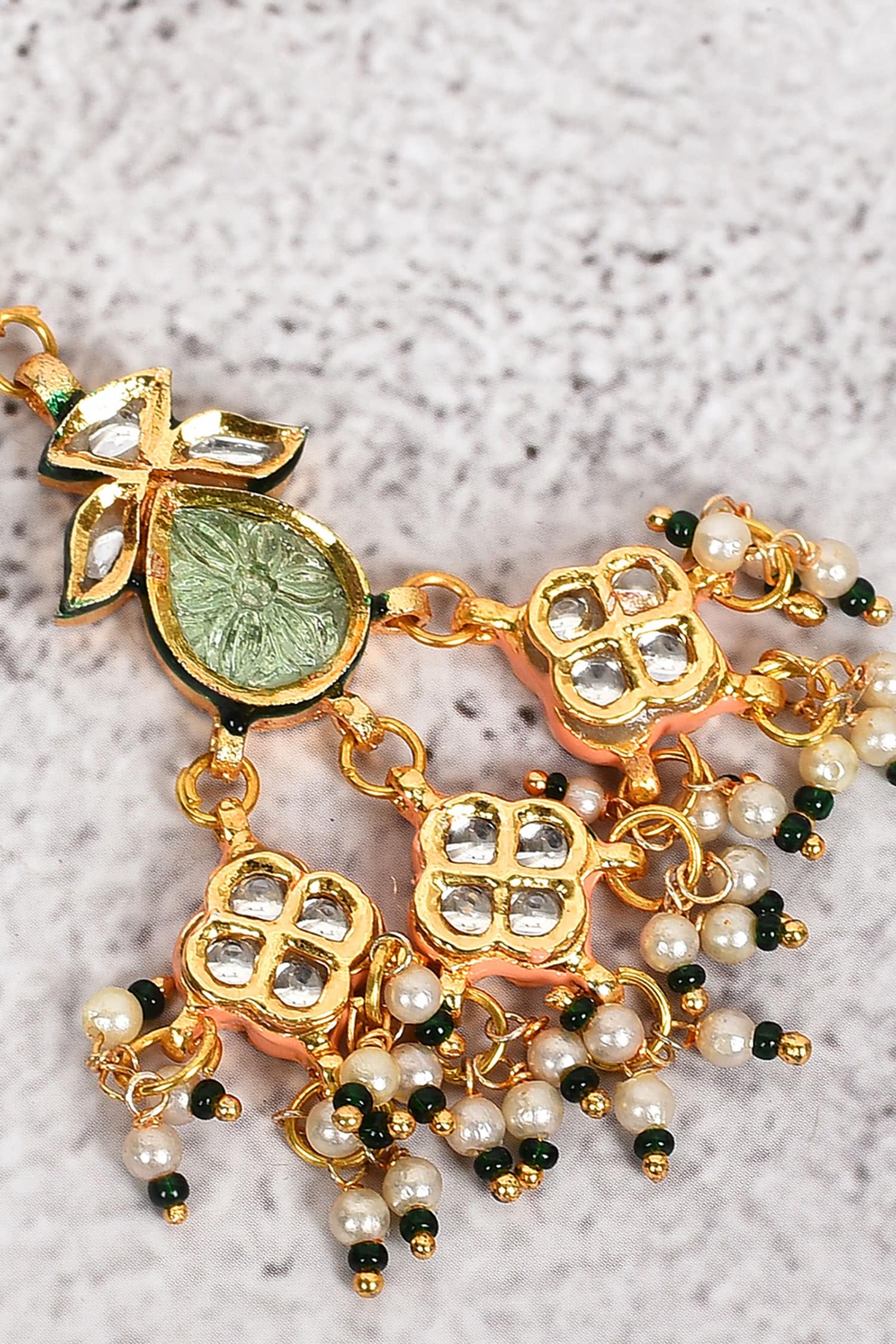 Kundan Maangtikka 