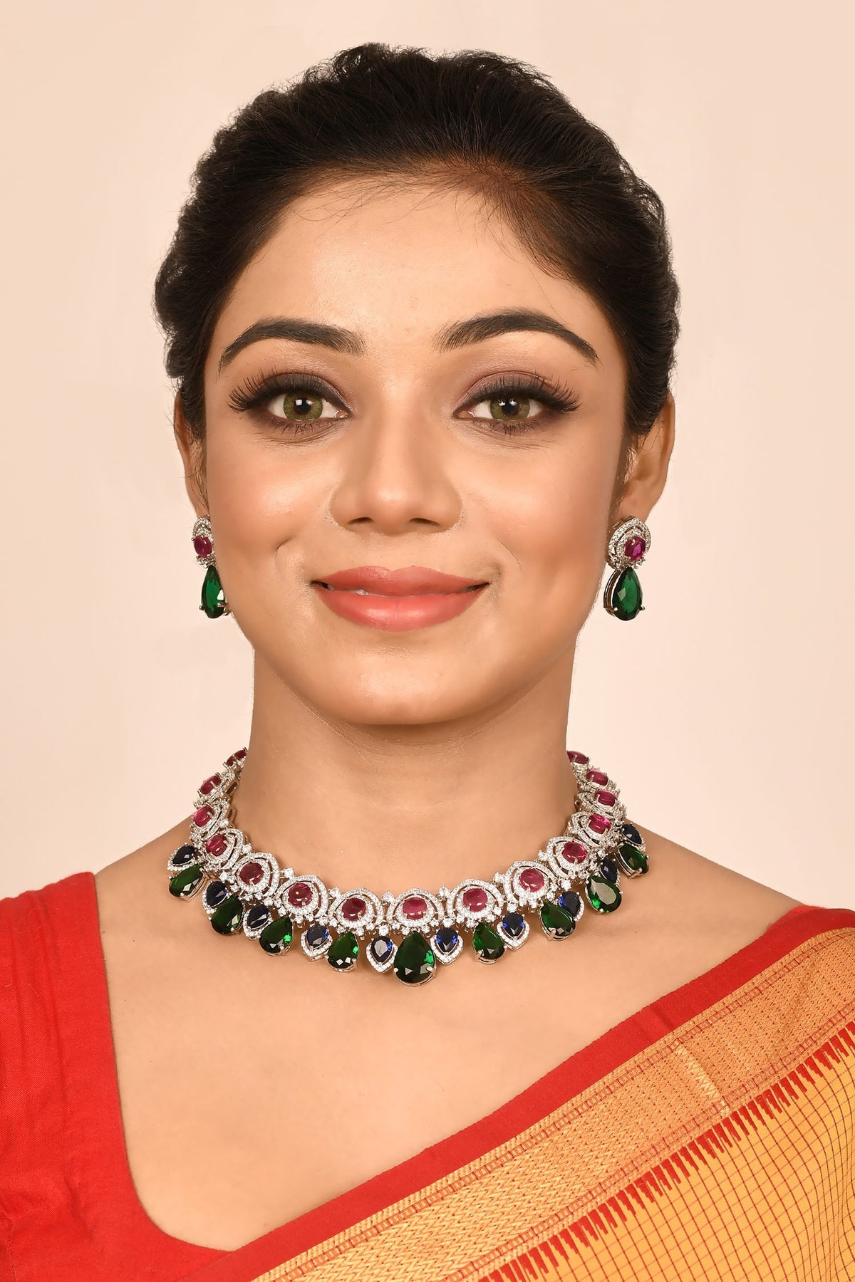 Silver Diamond Cutwork Choker Set 