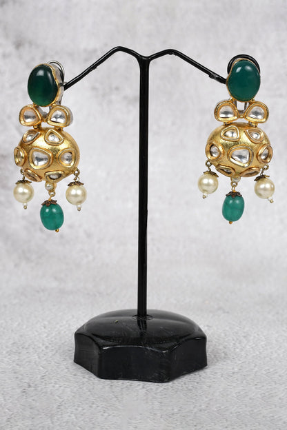 Kundan Embellished Necklace Set 