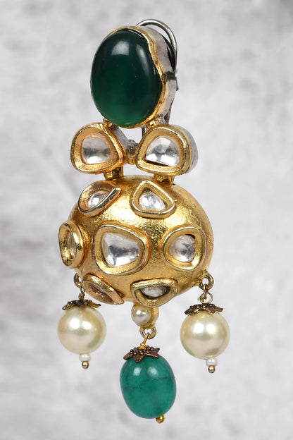 Kundan Embellished Necklace Set 