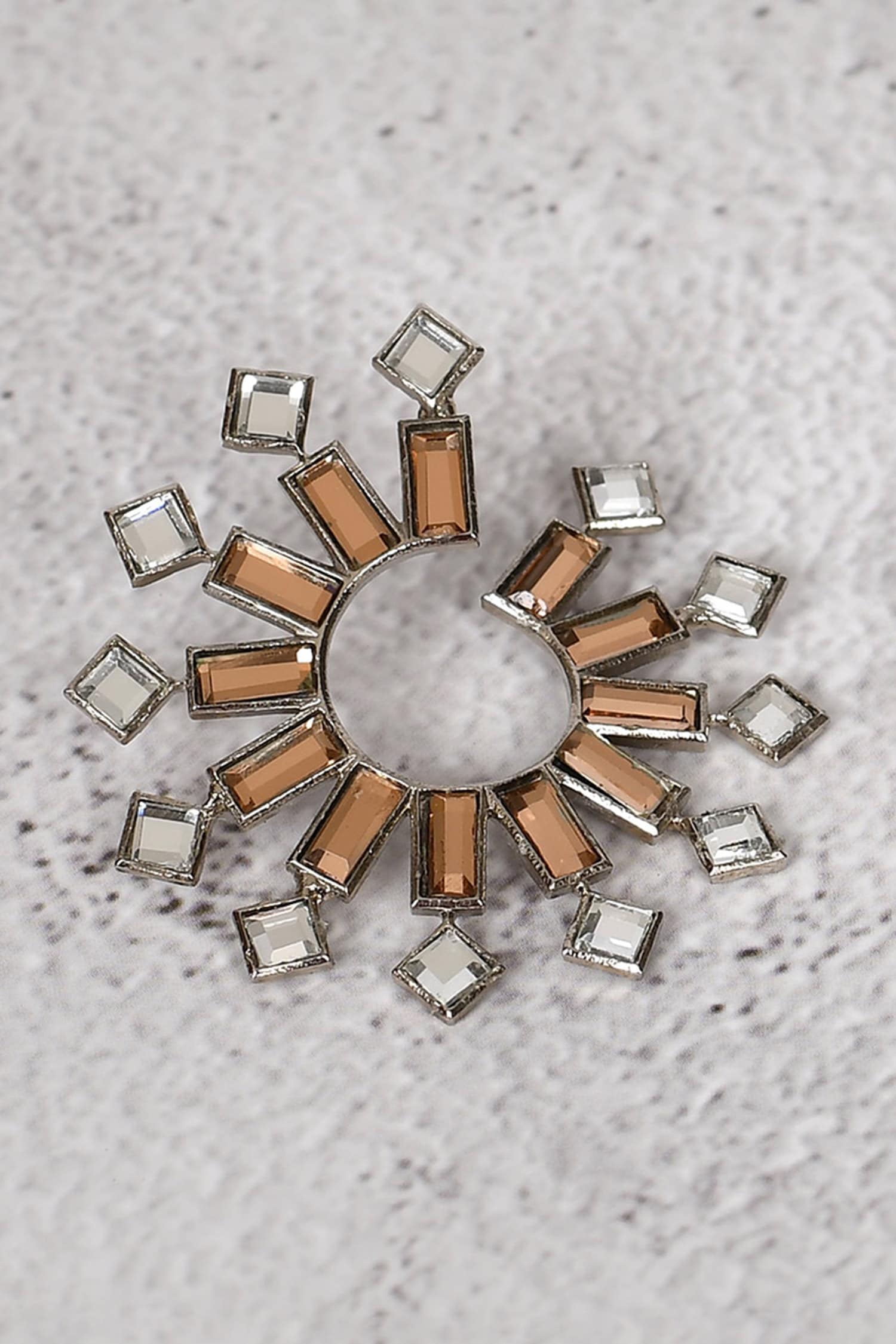 Kundan Geometric Stud Earrings 