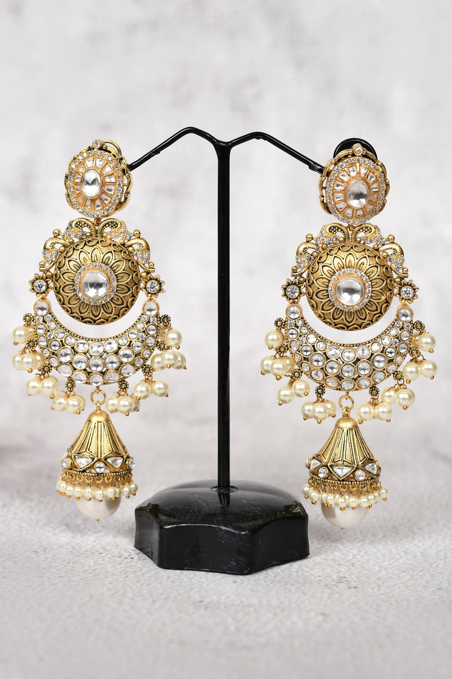 Floral Kundan Chandbalis 