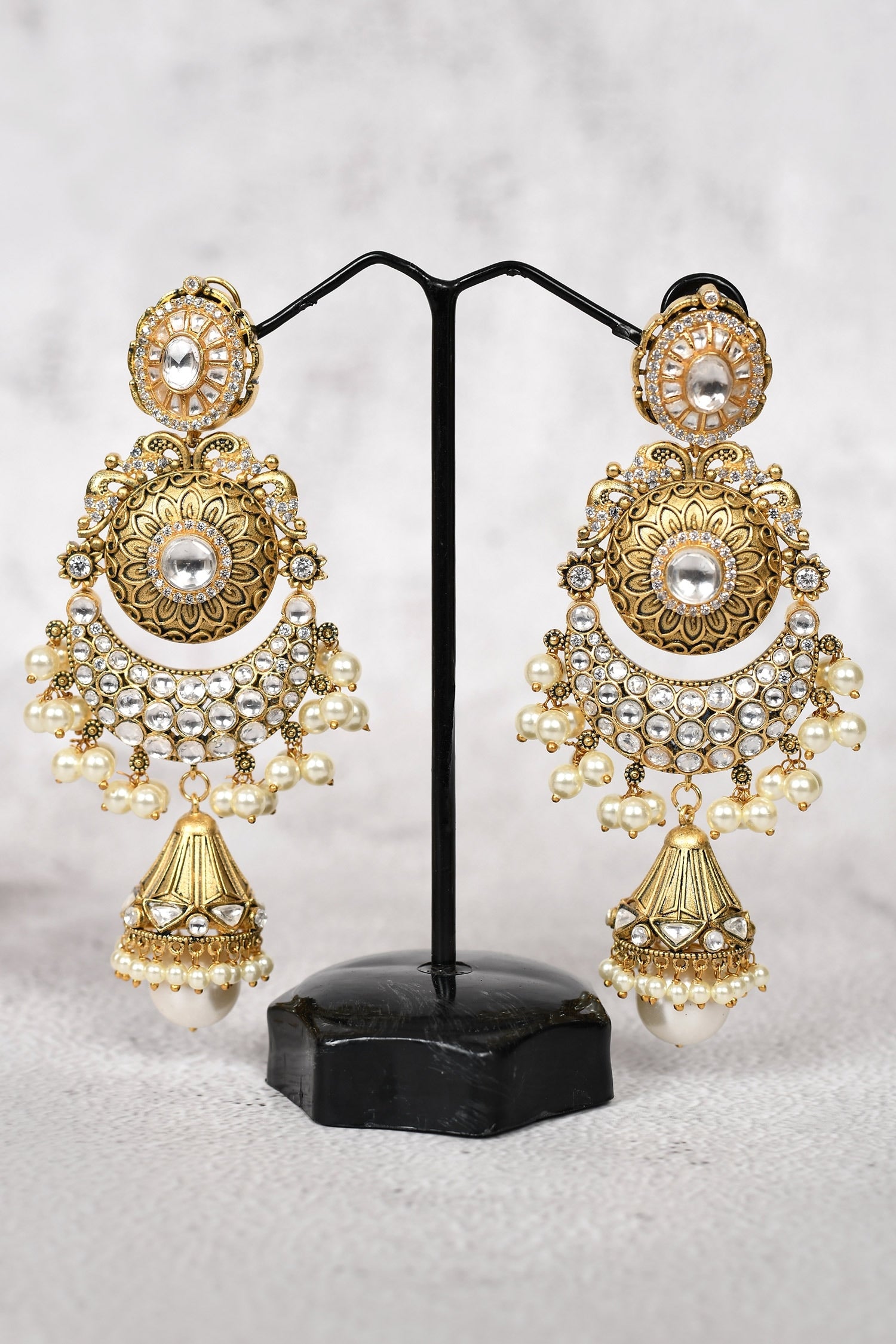 Floral Kundan Chandbalis 