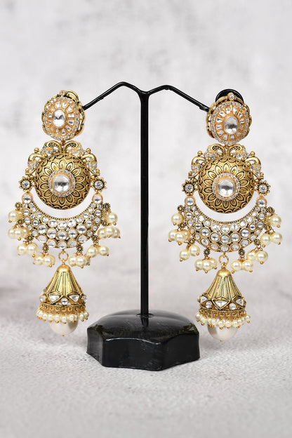 Floral Kundan Chandbalis 