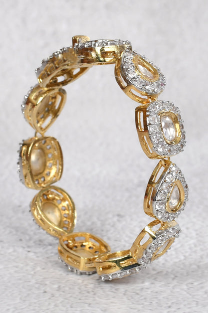Kundan Teardrop Motif Bracelet 