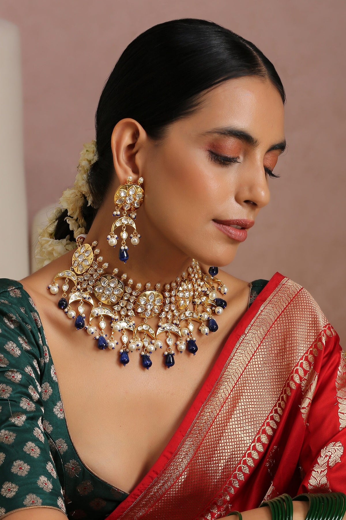 Geometric Embellished Choker Set 