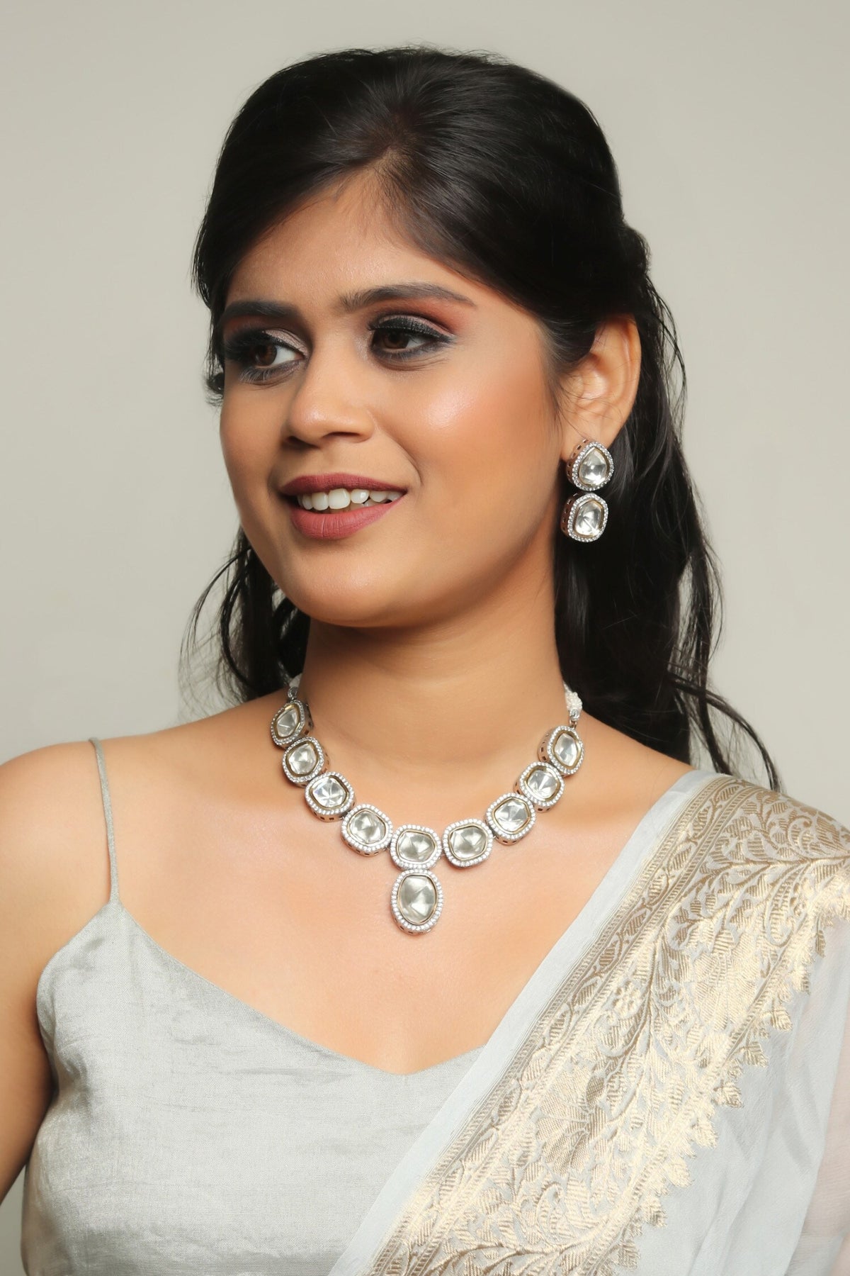 Kundan Embellished Necklace Set 