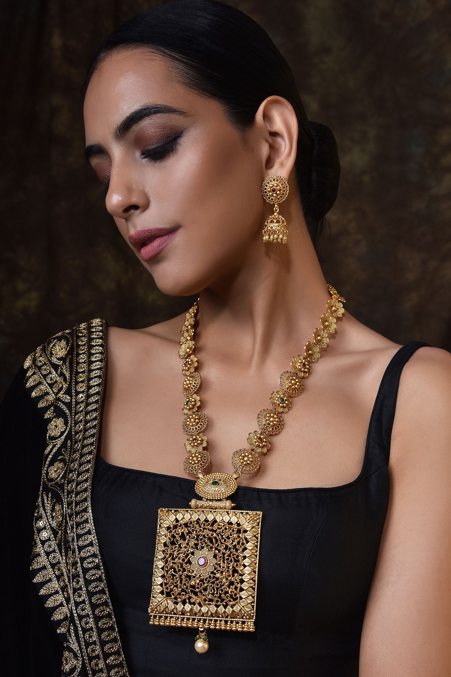 Temple Necklace Set 