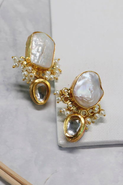 Gold Kundan Shell Pearl Necklace Set 