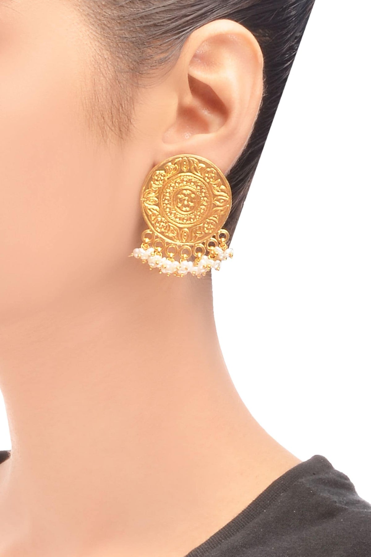 Gold plated earrings with pearls 