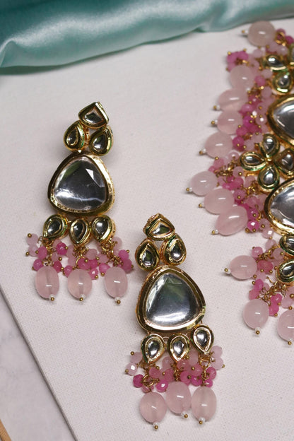 Geometric Pattern Embellished Choker Set 